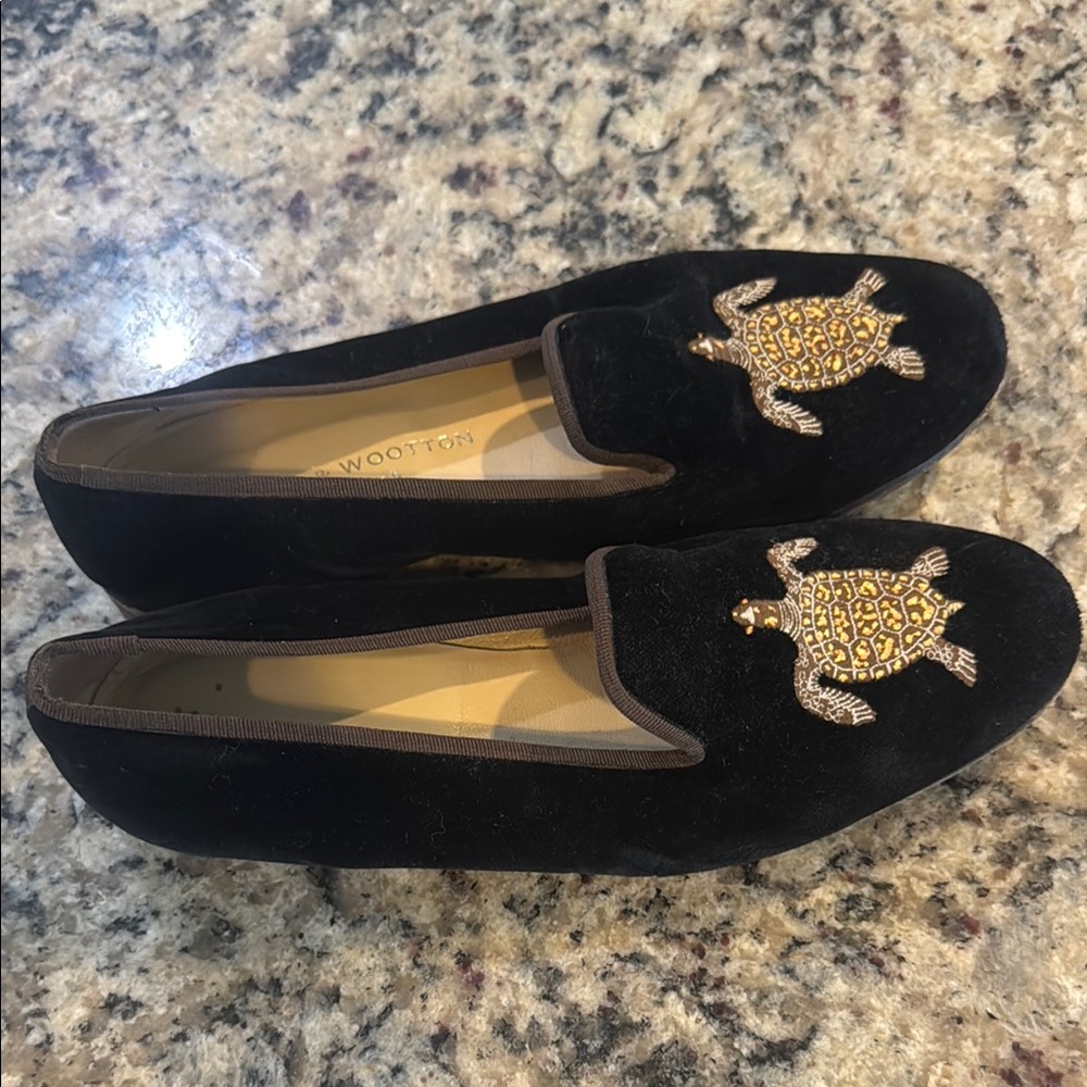 Stubbs & Wootton Black and Gold Velvet Loafers with Turtle Embroidery - Picture 2 of 5